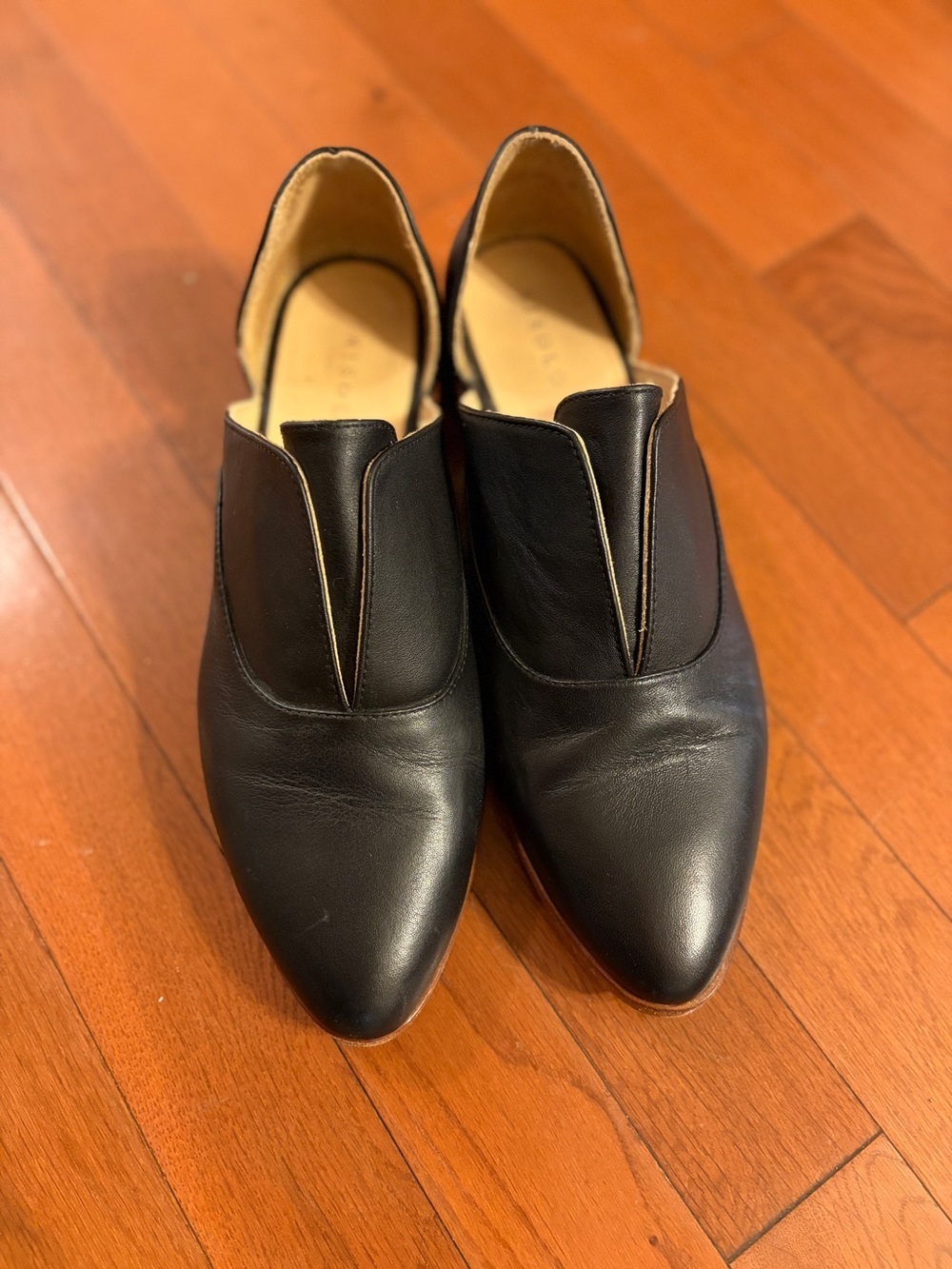 Nisolo Black Pointed Leather Slip-Ons with V-Cut